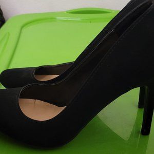 LC Lauren Conrad black heels